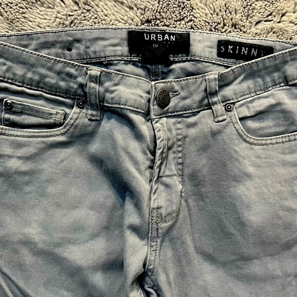 𝅺URBAN Heritage Men’s Grey Jeans, Size 30” Waist, Gently Used - Picture 2 of 4